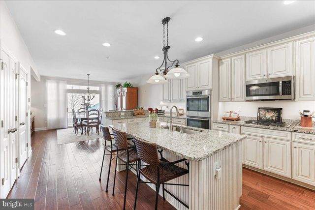 117 ELTON FARM CIR, Glen Mills, PA 19342