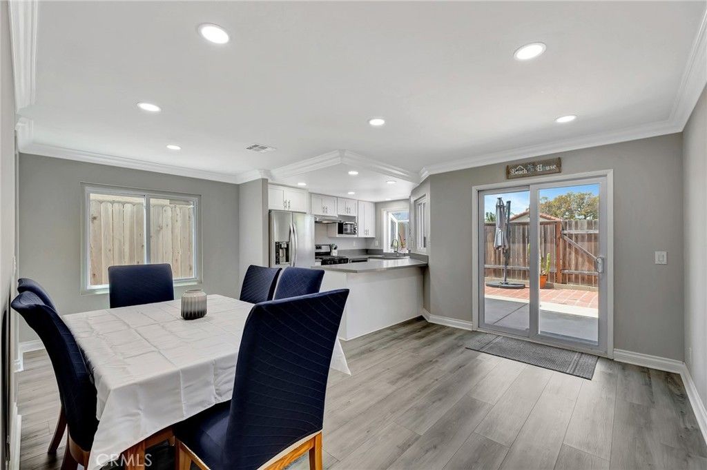 Image 13 of property listing at 1209 Alabama Street, Huntington Beach, CA 92648