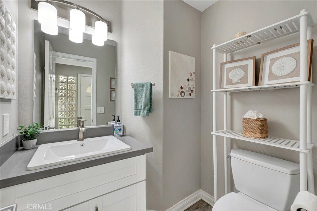 Image 16 of property listing at 1209 Alabama Street, Huntington Beach, CA 92648