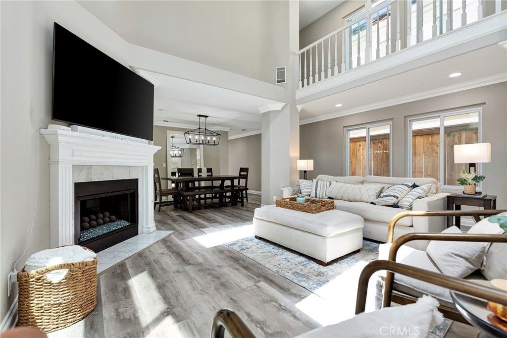 Image 2 of property listing at 1209 Alabama Street, Huntington Beach, CA 92648
