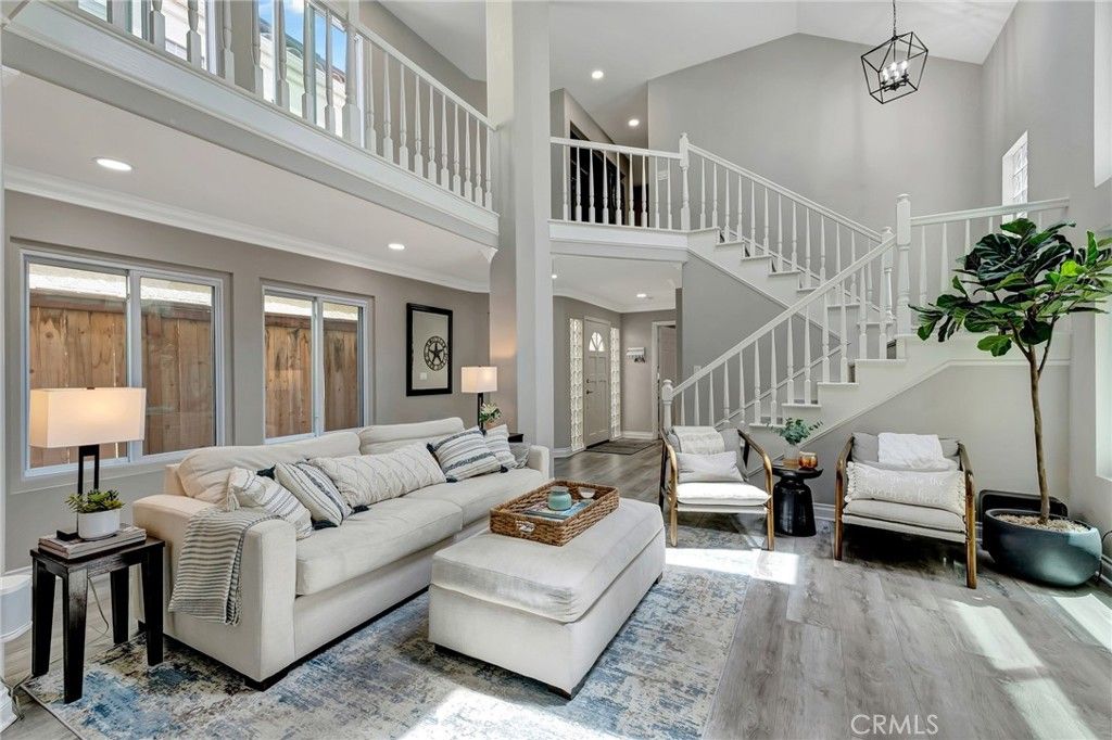 Image 3 of property listing at 1209 Alabama Street, Huntington Beach, CA 92648