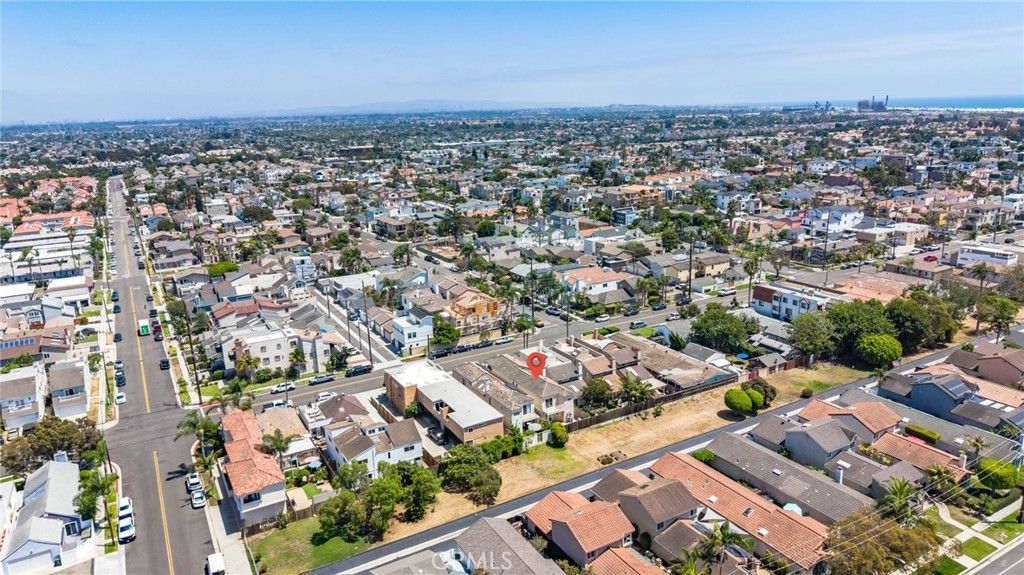 Image 54 of property listing at 1209 Alabama Street, Huntington Beach, CA 92648