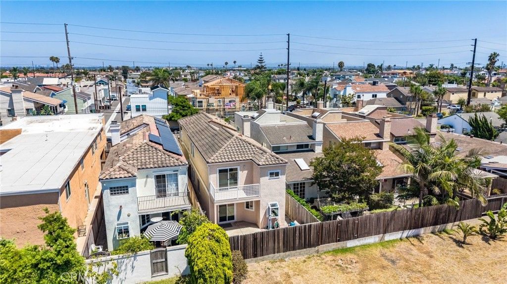 Image 58 of property listing at 1209 Alabama Street, Huntington Beach, CA 92648