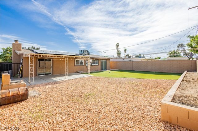 1808 East Webb Avenue, North Las Vegas, NV 89030