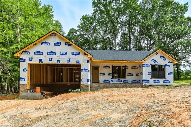 148 N Lee Street, Winston-salem, NC 27107