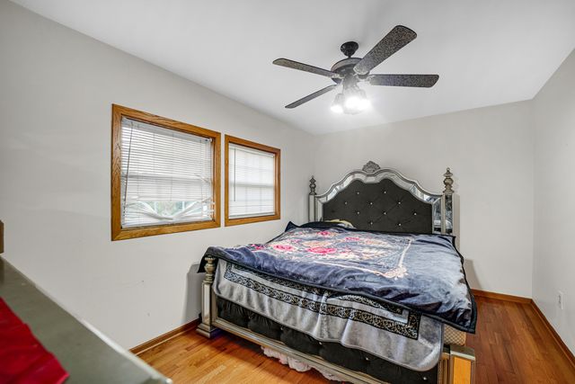 8845 W 75th Street, Justice, IL 60458