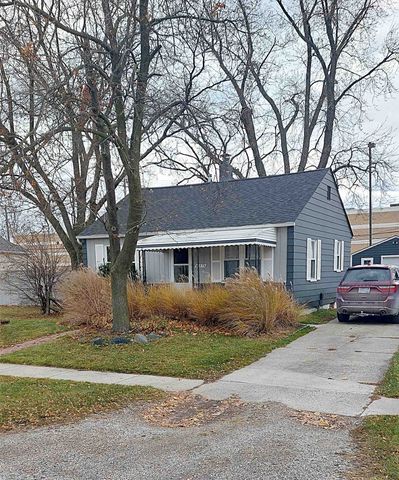 21878 Grandy Street, Clinton Township, MI 48035