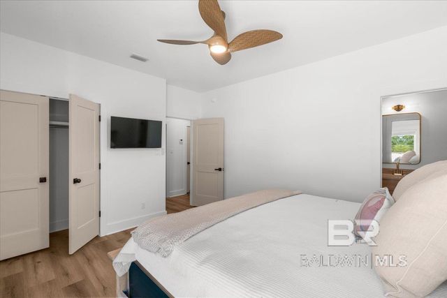 1367 Sandy Lane, Gulf Shores, AL 36542