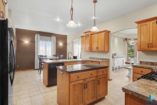 2423 S Serenity Dr Drive, Watertown, SD 57201