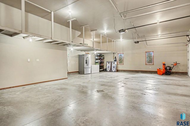 2423 S Serenity Dr Drive, Watertown, SD 57201