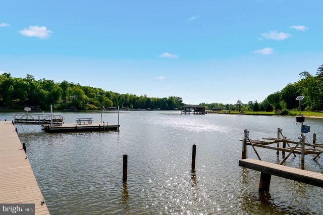 248 OAKWOOD DR, Mineral, VA 23117