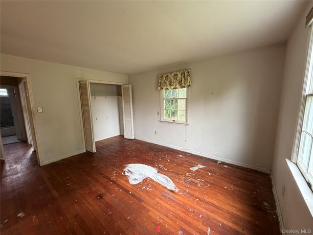 25 Monterey Place, Yonkers, NY 10710