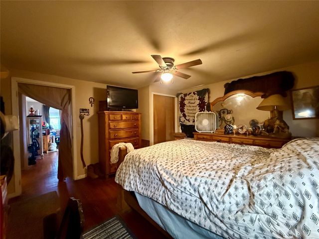 2527 Bastrop Street, Angleton, TX 77515