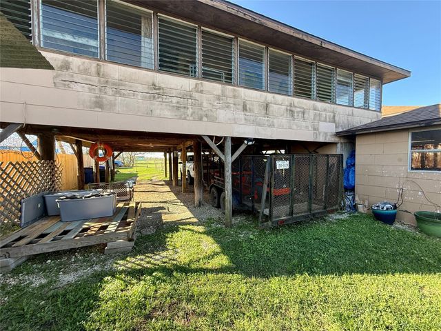 2527 Bastrop Street, Angleton, TX 77515