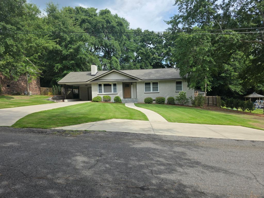904 Valley View Street, Aiken, SC 29801