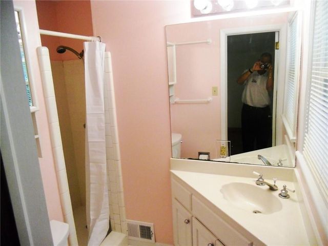 2604 Princess Lane SE, Marietta, GA 30067