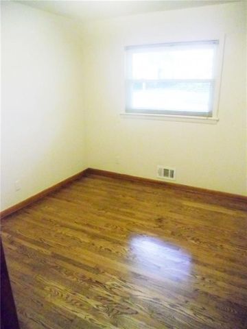 2604 Princess Lane SE, Marietta, GA 30067