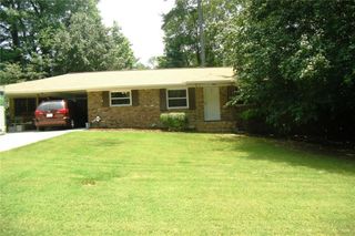 2604 Princess Lane SE, Marietta, GA 30067