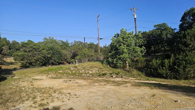 31347 Wildcat Dr., Bulverde, TX 78163