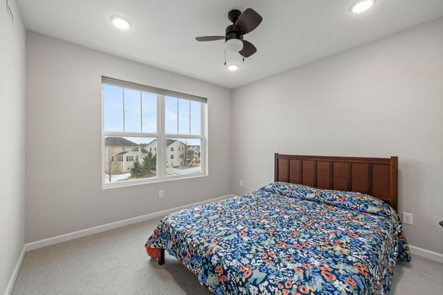 5882 156th Street W, Apple Valley, MN 55124