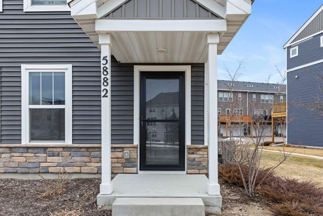 5882 156th Street W, Apple Valley, MN 55124