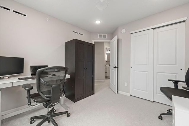 5882 156th Street W, Apple Valley, MN 55124