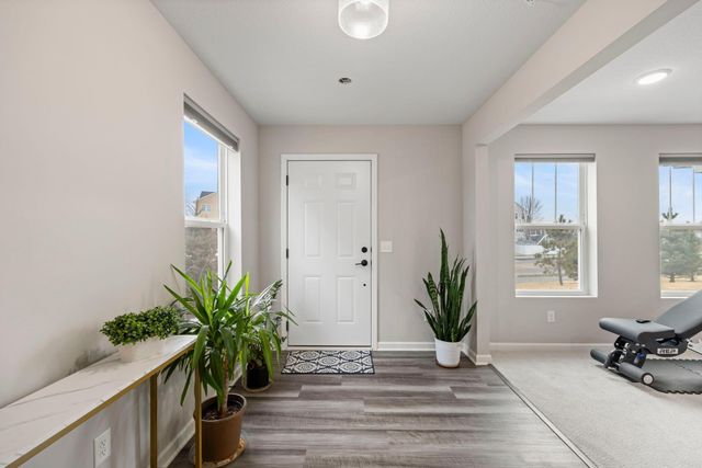 5882 156th Street W, Apple Valley, MN 55124