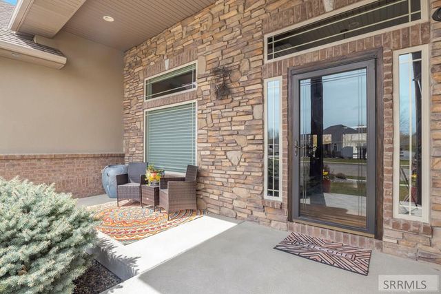 6111 Bay Hill Drive, Idaho Falls, ID 83401