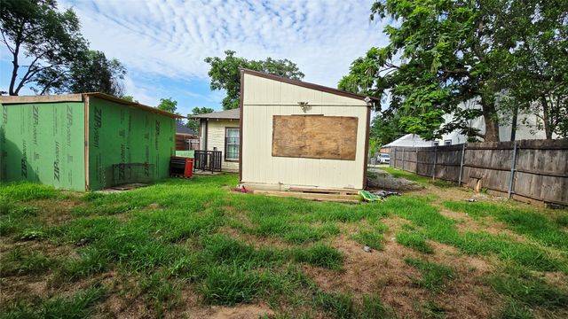 3716 Dildock Street, Dallas, TX 75215