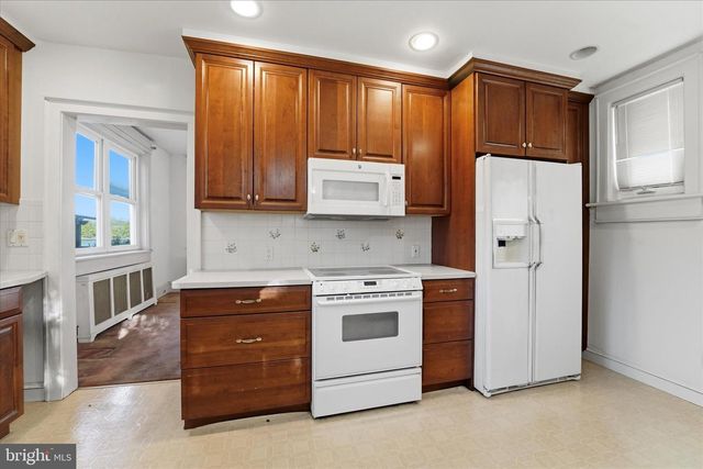6514 N RADCLIFFE ST, Bristol, PA 19007