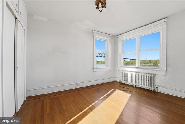 6514 N RADCLIFFE ST, Bristol, PA 19007