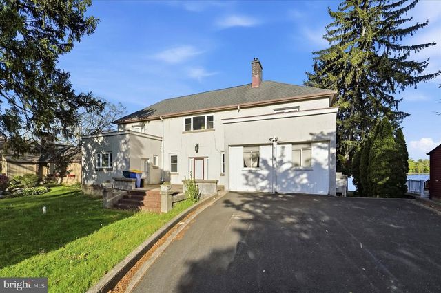 6514 N RADCLIFFE ST, Bristol, PA 19007