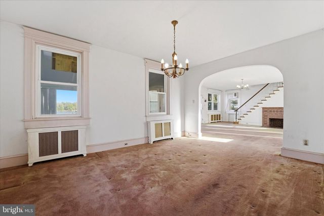 6514 N RADCLIFFE ST, Bristol, PA 19007