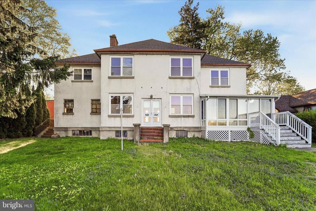 6514 N RADCLIFFE ST, Bristol, PA 19007