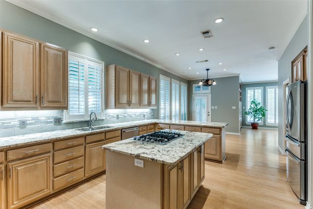 3805 Briarhaven Road, Fort Worth, TX 76109