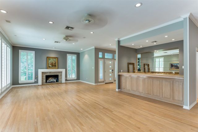 3805 Briarhaven Road, Fort Worth, TX 76109