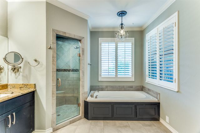 3805 Briarhaven Road, Fort Worth, TX 76109