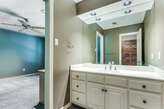 3805 Briarhaven Road, Fort Worth, TX 76109