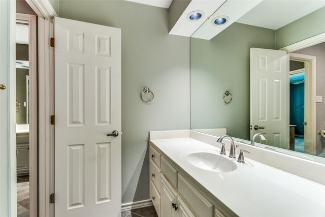 3805 Briarhaven Road, Fort Worth, TX 76109