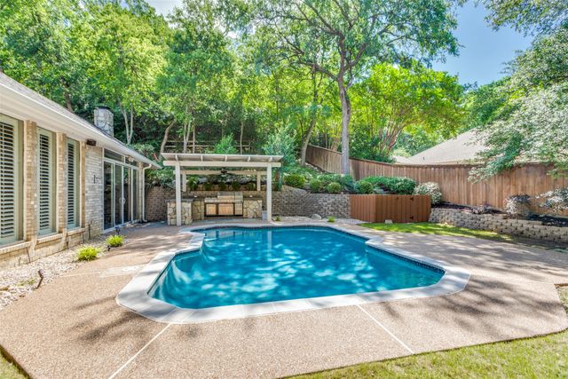 3805 Briarhaven Road, Fort Worth, TX 76109