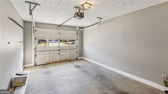 130 Stratford Way, Fayetteville, GA 30214