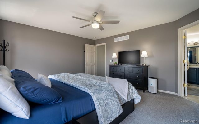 192 Amys Walk, Auburn Hills, MI 48326