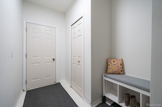 192 Amys Walk, Auburn Hills, MI 48326
