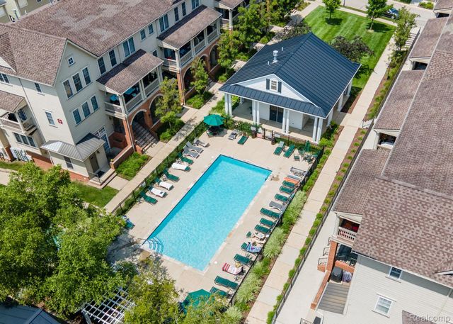 192 Amys Walk, Auburn Hills, MI 48326