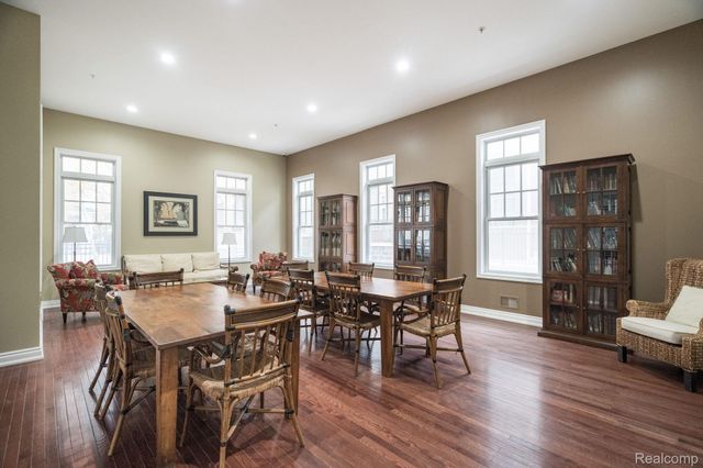 192 Amys Walk, Auburn Hills, MI 48326