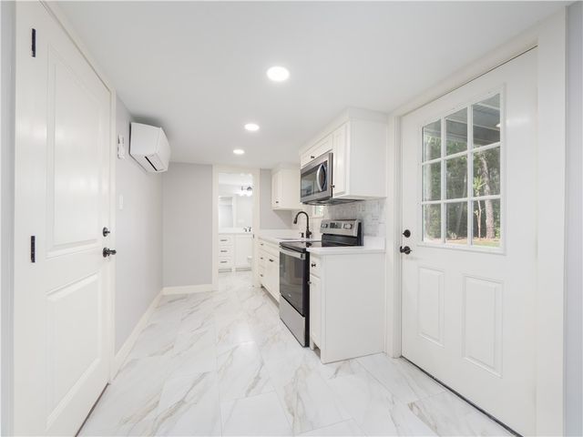 160 Butler Lake Drive, St Simons Island, GA 31522