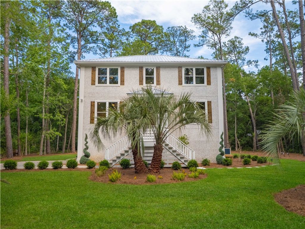 160 Butler Lake Drive, St Simons Island, GA 31522
