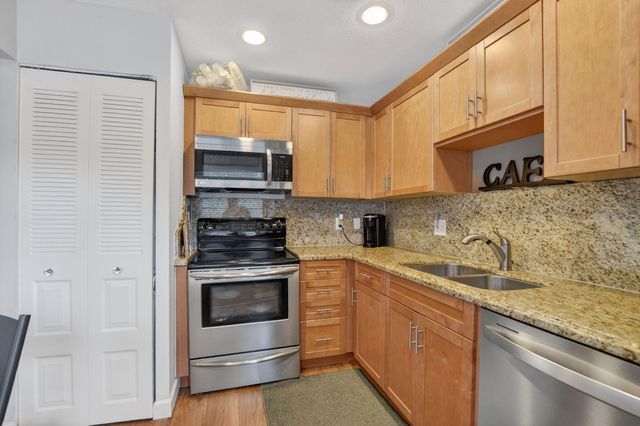 21501 Juego Circle 29 F, Boca Raton, FL 33433