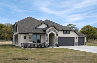 1040 Monaco Court, Springtown, TX 76082