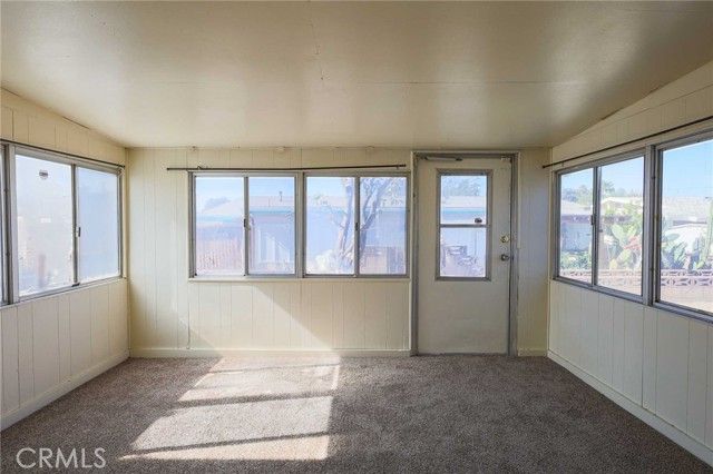 811 S State, Hemet, CA 92543